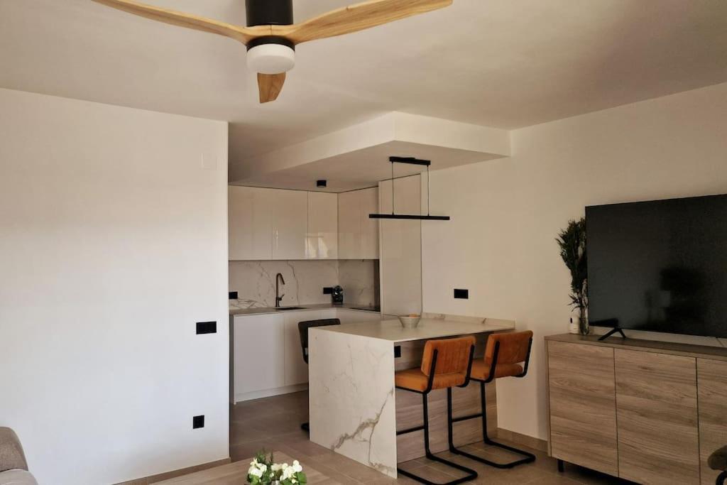 בנידורם Calasol - Moderno Apartamento En Cala De Finestrat מראה חיצוני תמונה